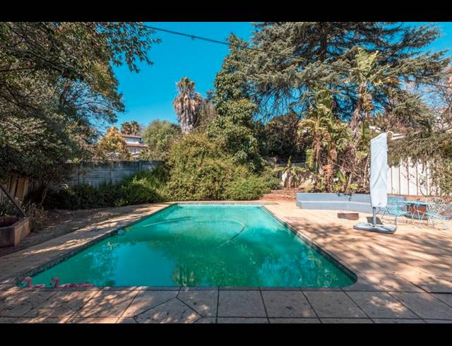 3 BEDROOM HOUSE FOR SALE IN KENSINGTON